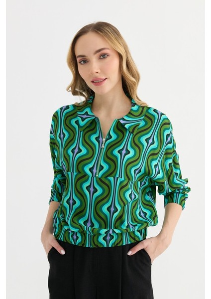 Şömizye Yaka Önü Yarım Fermuarlı Emprime Bluz modelleri