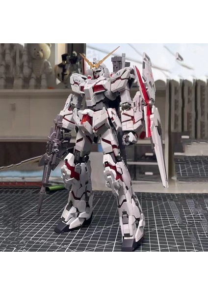 Gundam Hg Güçlü Saldırı Özgürlük Taipan Mecha Set Yapboz Model Mg Unicorn Oyuncaklar (Yurt Dışından)