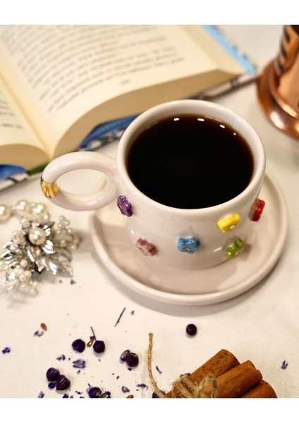 Rengarenk Papatya Temalı 24K Altın Süslemeli Seramik Mug