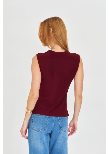 Düğme Detaylı Sıfır Kol Bluz fırsatları