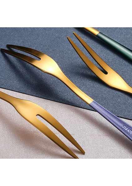 Meyve Çatalı Lüks Paslanmaz Çelik Altın Pasta Tatlı Çatalı Partide Pasta Için Kullanılan Sevimli Mini Çatal Salyangoz Çatalı Restoran (Yurt Dışından) fiyatları