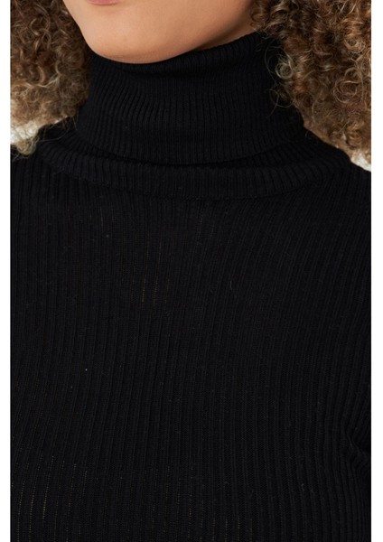 Fitilli Boğazlı Triko Kazak fiyatları