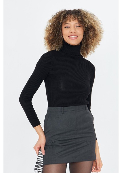 Fitilli Boğazlı Triko Kazak fırsatları