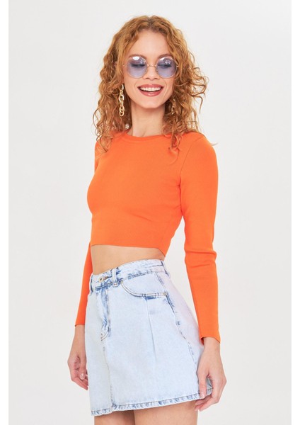 Basic Yaka Crop Kazak