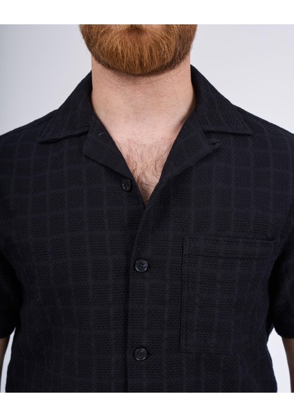 Italyan Stil Slim Fit Örme Dokulu Kısa Kollu Erkek Gömlek Siyah T13627 fiyatları