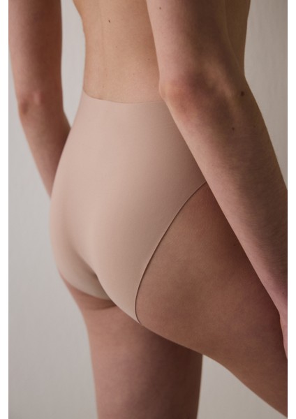 Reversible Laser Cut Bej Slip Külot