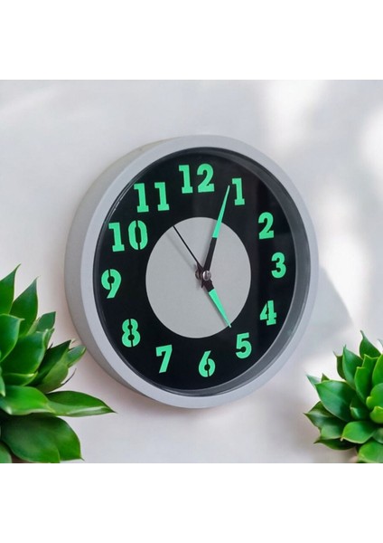 Fosforlu Gece Karanlıkta 5 Saat Parlayan Duvar Saati Çap 22 cm Plastik