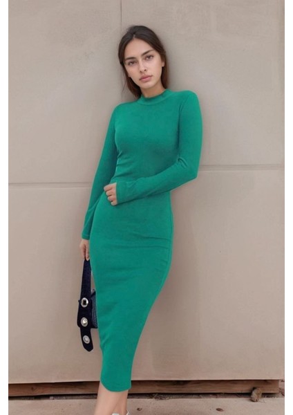 Butik Kadın Yarım Balıkçı Yaka Süet Kumaş Fırsat Ürün Midi Boy Elbise