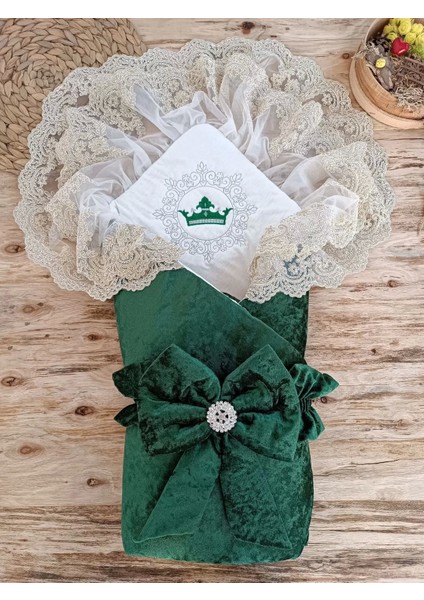 Yenidoğan Sar Kadife Taç Nakışlı Inci Fiyonklu Çift Dantel Duvak Trilüks Kundak Bebek Battaniyesi Yeşil