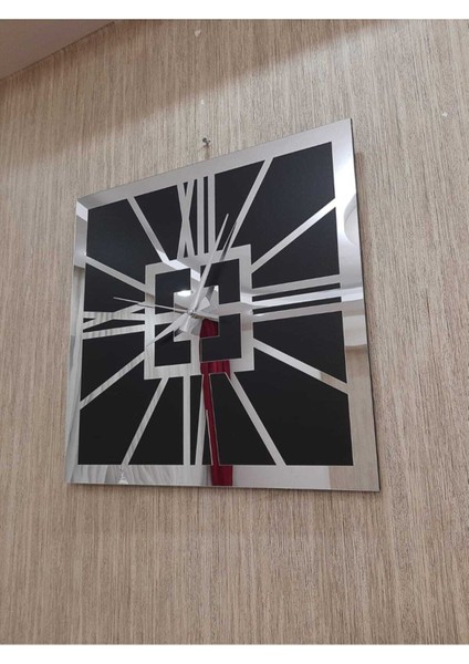 Şık Kare Dekoratif Duvar Saati Parlak Gümüş Lüks Roma Rakamlı 40X40 cm modelleri