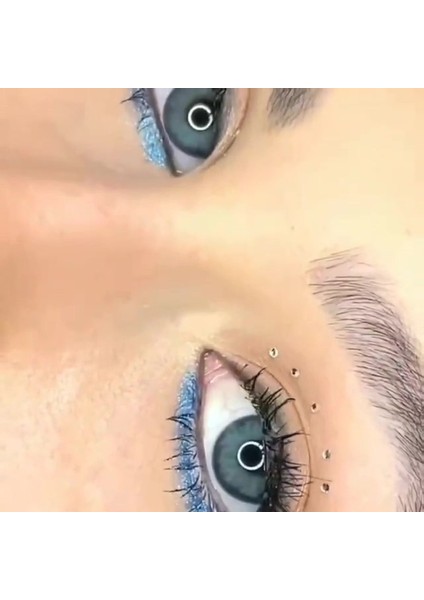 Luxury Lady Green Yeşil Renkli Kirpik Lens Yıllık 1 Adet fiyatları