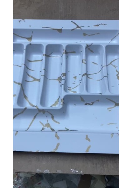 Luxury Gold Detaylı Beyaz Düzenleyici 55 cm Kaşıklık , 55 cm Kepçelik 55X49 cm Kesilebilir Sert Plastik 1 Adet fiyatları