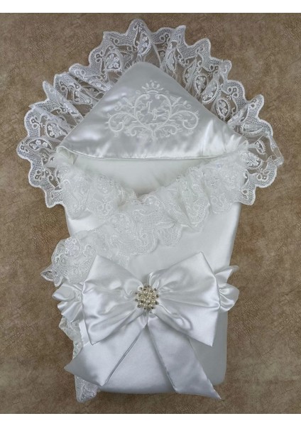 Yenidoğan Pırıltı Nakış Detaylı Lüks Kundak Bebek Battaniyesi Ekru