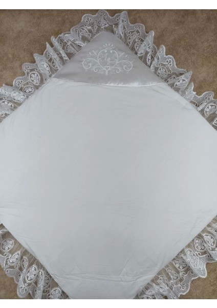 Yenidoğan Pırıltı Nakış Detaylı Lüks Kundak Bebek Battaniyesi Ekru modelleri