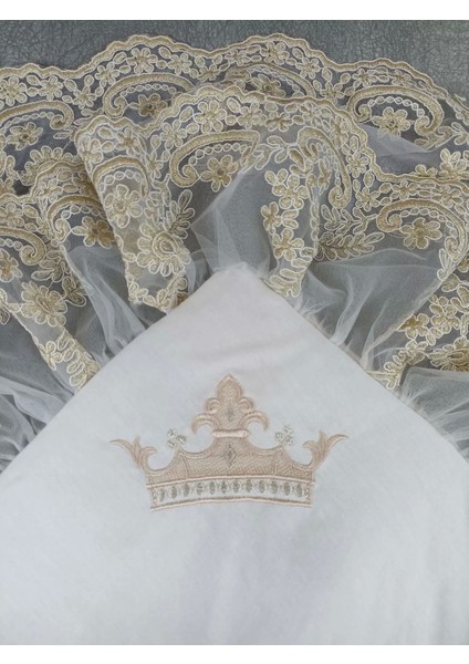 Yenidoğan Sar Kadife Taç Nakışlı Inci Fiyonklu Çift Dantel Duvak Trilüks Kundak Bebek Battaniyesi Vizon- Gold indirimleri