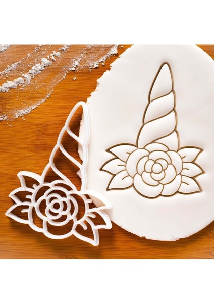 Luxury Süslü Unicorn Boynuzu Kurabiye Kalıbı ve Şeker Hamuru Kalıbı 1 Adet