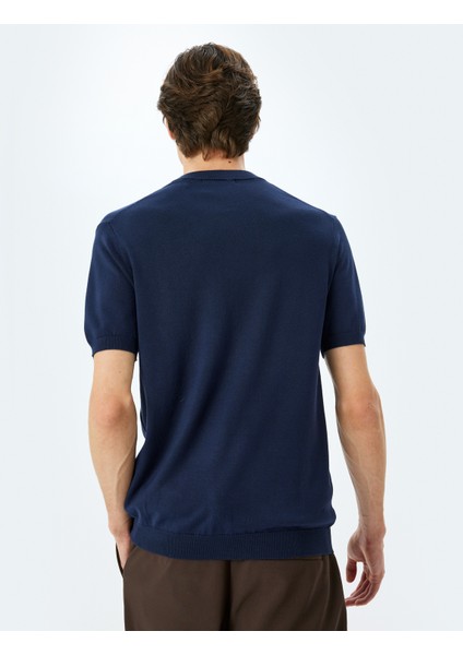 Regular Fit Bisiklet Yaka Viskon Basic Kısa Kollu Triko Tişört fırsatları