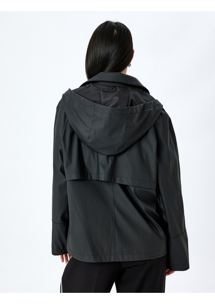 Kapüşonlu Cepli Su Itici Fermuarlı Trençkot fırsatları