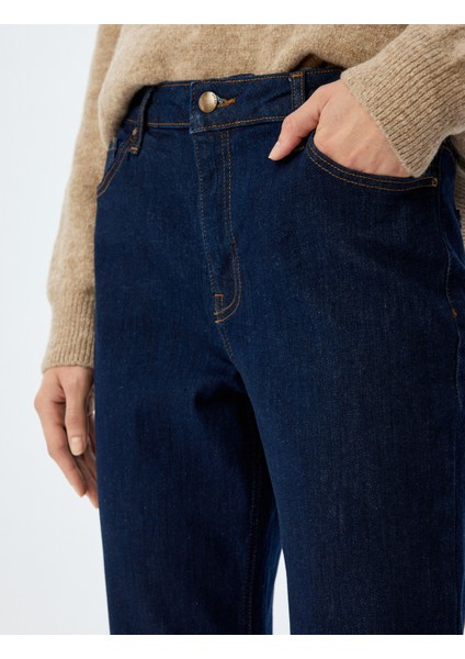 Slim Straight Fit Normal Bel Düğmeli Cepli Kot Pantolon - Slim Straight Jean