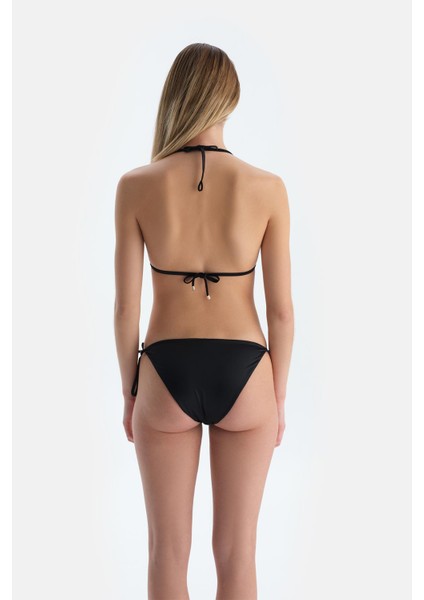 Siyah Üçgen Küçük Bikini Üst indirimleri