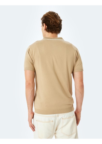 Yarım Fermuarlı Çizgi Detaylı Kısa Kollu Triko Tişört fırsatları