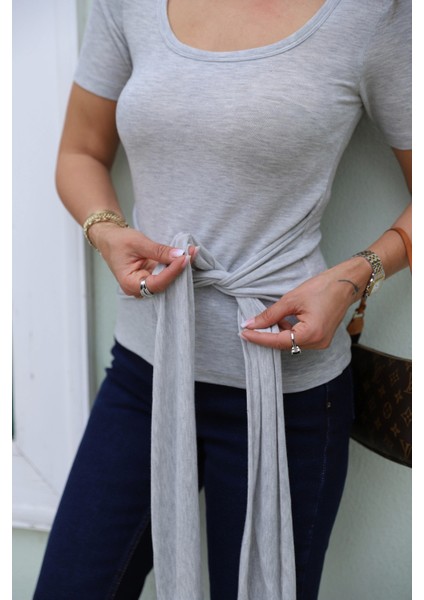 Bağlama Detay Tshirt