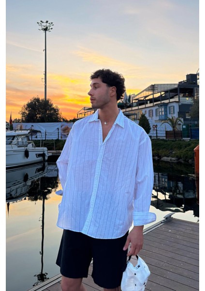 Çizgili Oversize Beyaz Uzun Kol Gömlek
