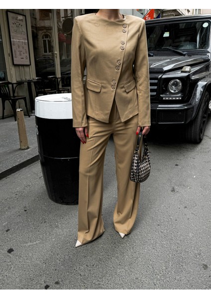 Kadın Poliviskon Asimetrik Düğmeli Vatkalı Ceket Pantolon Takım indirimleri