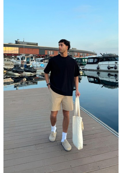 Basic Siyah Oversize Tişört fırsatları