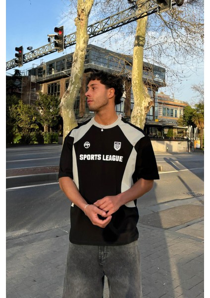 Sports League Baskılı Tişört