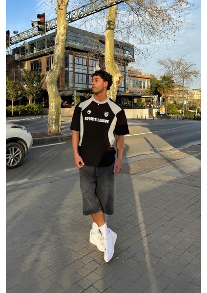 Sports League Baskılı Tişört