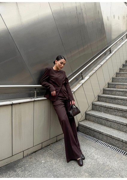 Kadın Poliviskon Asimetrik Düğmeli Vatkalı Ceket Pantolon Takım modelleri