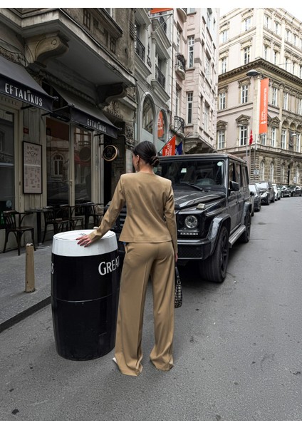 Kadın Poliviskon Asimetrik Düğmeli Vatkalı Ceket Pantolon Takım fiyatları