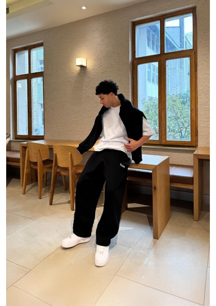 Atelier Nakış Paça Siyah Eşofman Altı