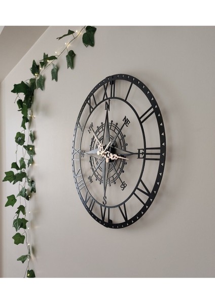 Dekoratif Roma Rakamlı Sessiz Siyah Metal Duvar Saati Pusula Temalı fırsatları