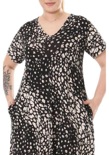 Butik Siyah Göğüsten Robalı V Yaka Kısa Kollu Çakıltaşı Desen Cepli Elbise indirimleri