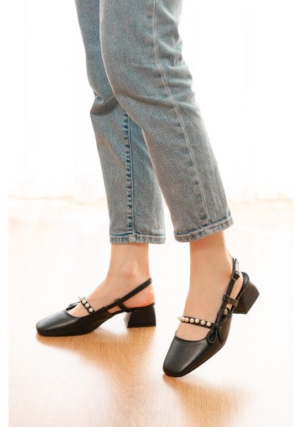 Melody Siyah Fiyonklu Inci Detaylı (4 cm Topuklu ) Yuvarlak Burunlu Günlük Kullanım Ayakkabı fiyatları