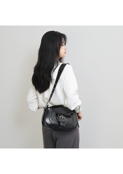 Sadece Yüksek Boyutlu Texture Crossbody Çantası. (Yurt Dışından)