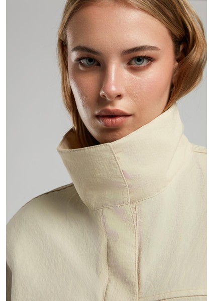 Linette Kadın Yağmurluk Ekru fırsatları