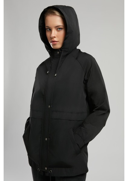 Fredo Kadın Yağmurluk Siyah fırsatları