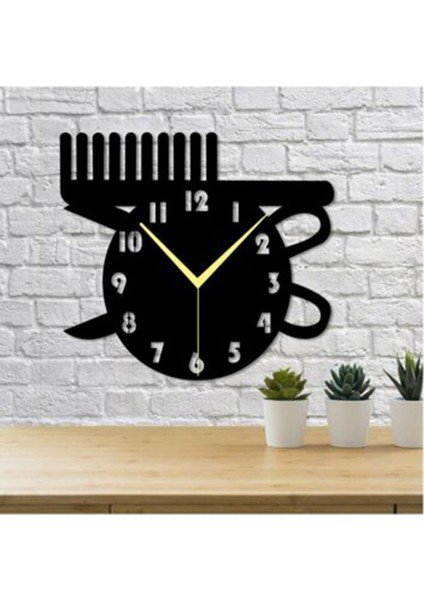 Kuaför Tarak Temalı Dekoratif 47X42CM Duvar Saati Beyaz Üzerine Siyah