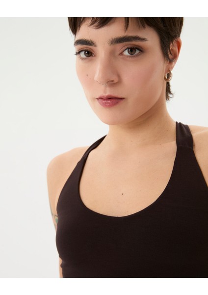 Kadın Kahverengi Halter Half Crop Bluz - EcoVero™ Viskoz, İç Sütyenli, Göğüs Pedli, Halter Yaka, Crop Spor Bluz indirimleri