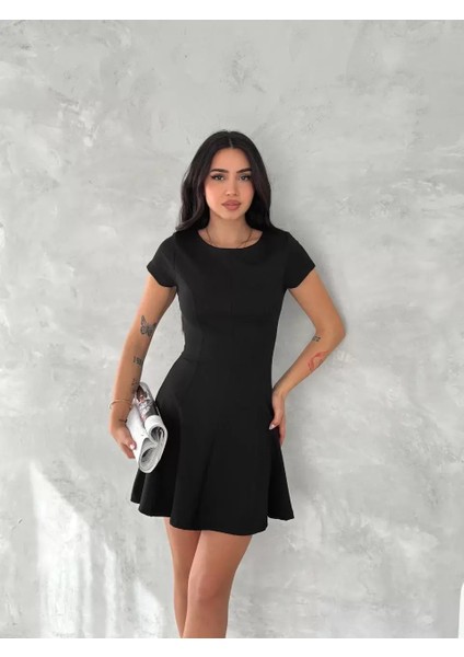 Kısa Kollu Mini Elbise - Siyah