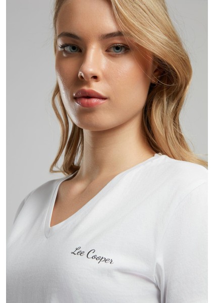 Sade Kadın V Yaka T-Shirt Beyaz fırsatları