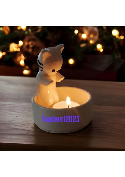 Dekoratif Ateş Başında Isınan Kedi Tealight Mumluk