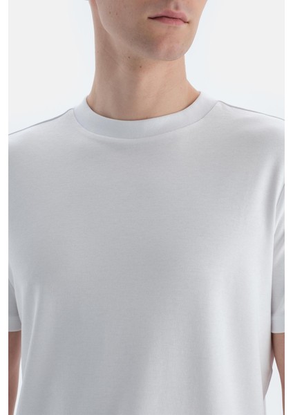 Beyaz Ipek Apre Interlok Bisiklet Yaka Tişört indirimleri