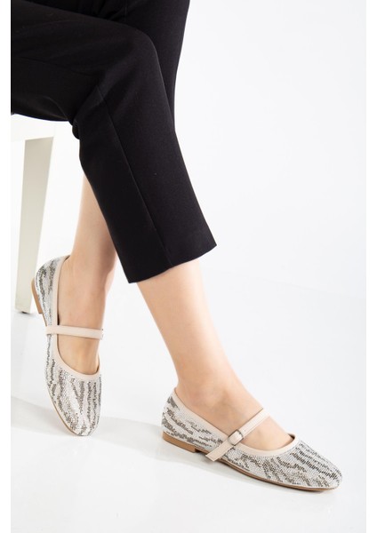 Suins Gesto Taş Kaplamalı Kadın Babet Ayakkabı