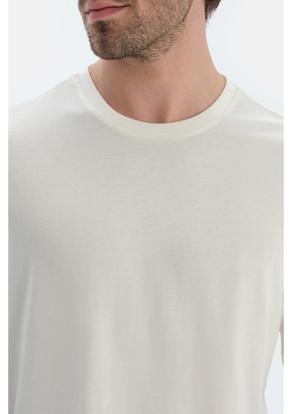 Ekru Kısa Kollu Bisiklet Yaka Penye Modal Tişört indirimleri