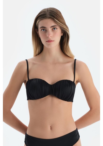 Siyah Straplez Bikini Üst