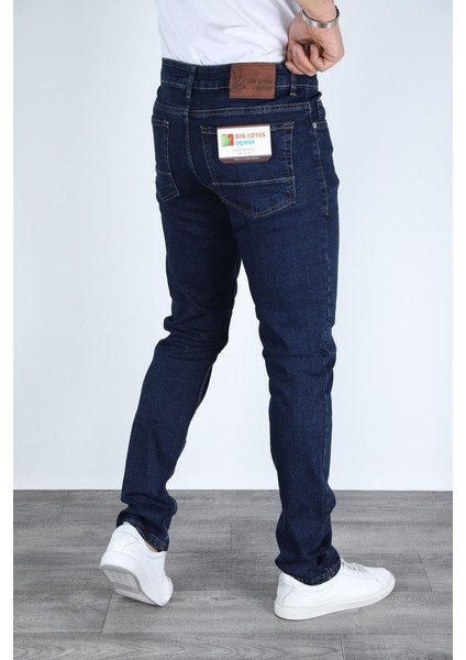 Erkek Regular Kalıp Rahat Kesim Şık Koyu Jeans fiyatları